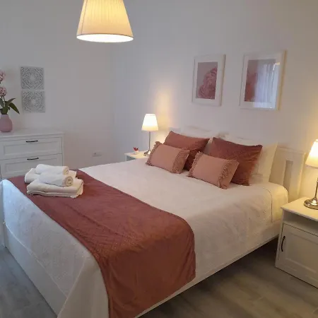 Apartment Sweet Peniche